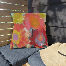 Load image into Gallery viewer, Outdoor Pillows Magic Garden
